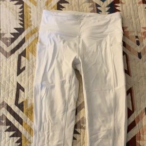 White lululemon crops!